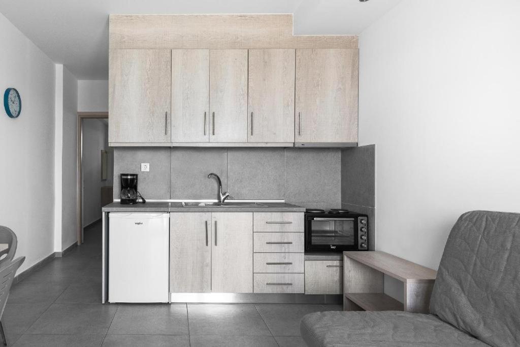 Blue Horizon 3 Apartment Nea Kallikrateia Ngoại thất bức ảnh