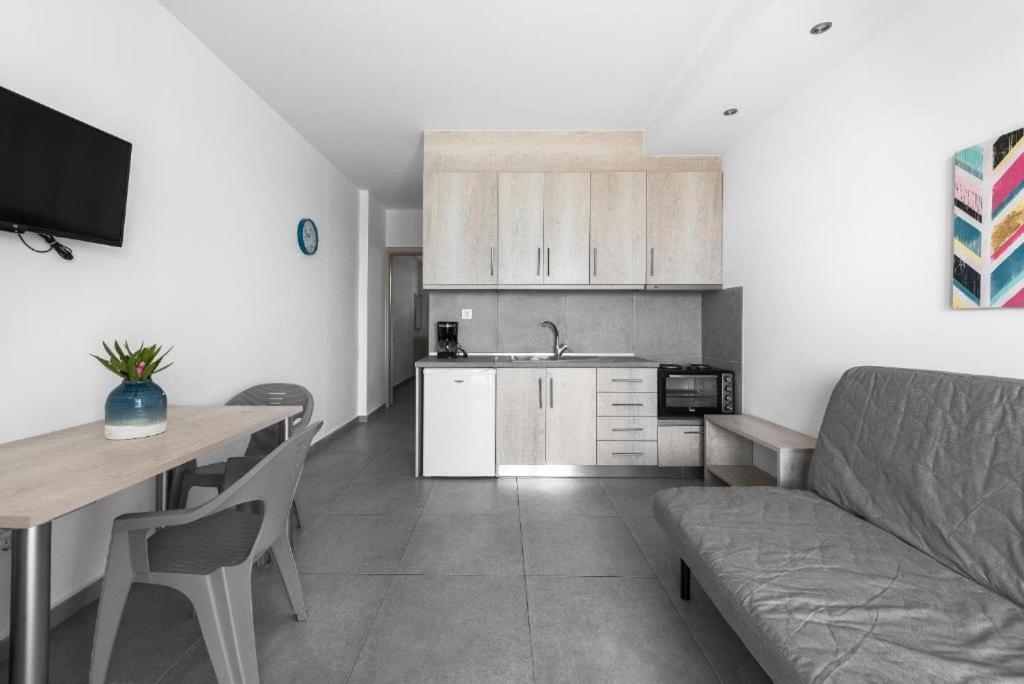 Blue Horizon 3 Apartment Nea Kallikrateia Ngoại thất bức ảnh