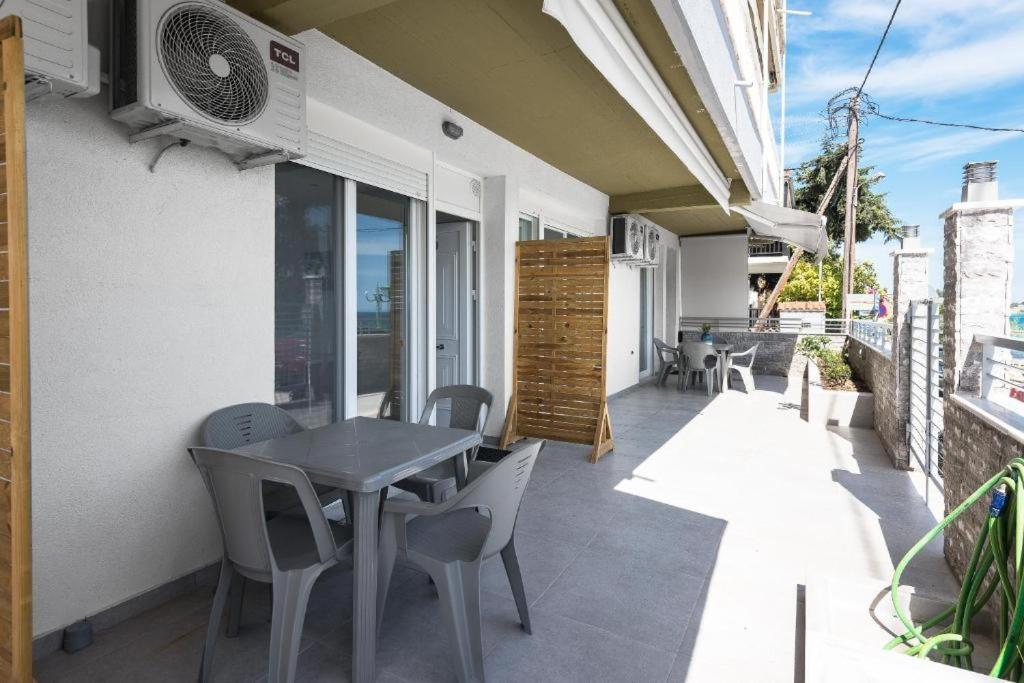 Blue Horizon 3 Apartment Nea Kallikrateia Ngoại thất bức ảnh
